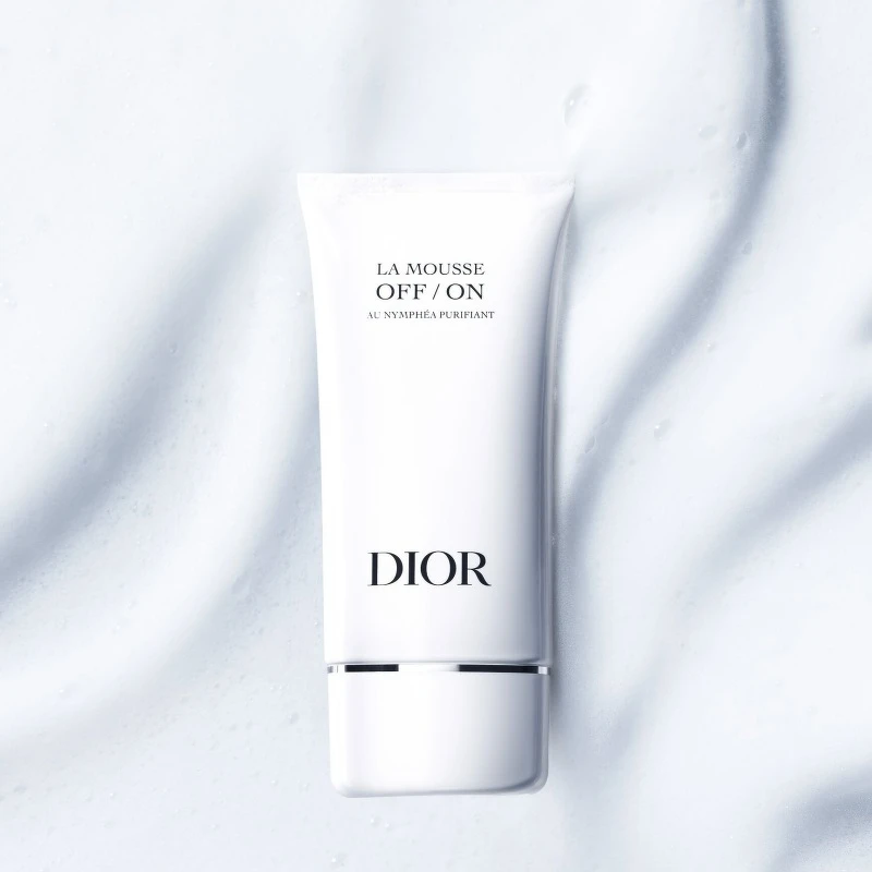 Dior迪奧極淨舒緩潔顏慕斯150g,NT1,680 Dior迪奧極淨舒緩潔顏慕斯150g,NT1,680