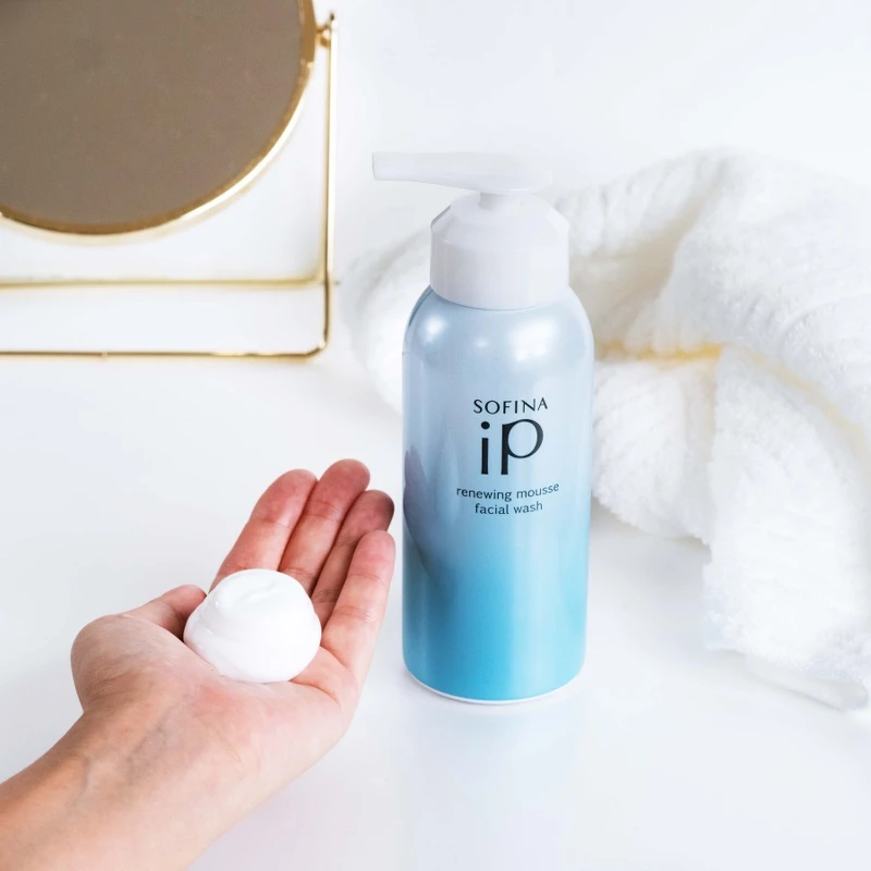 Sofina iP瞬亮碳酸洗顏慕絲200g,NT1,000 Sofina iP瞬亮碳酸洗顏慕絲200g,NT1,000