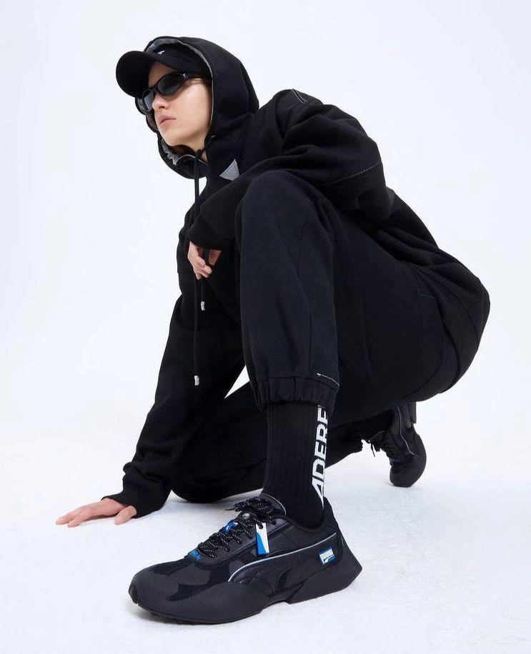 黑色VADERON實穿圖