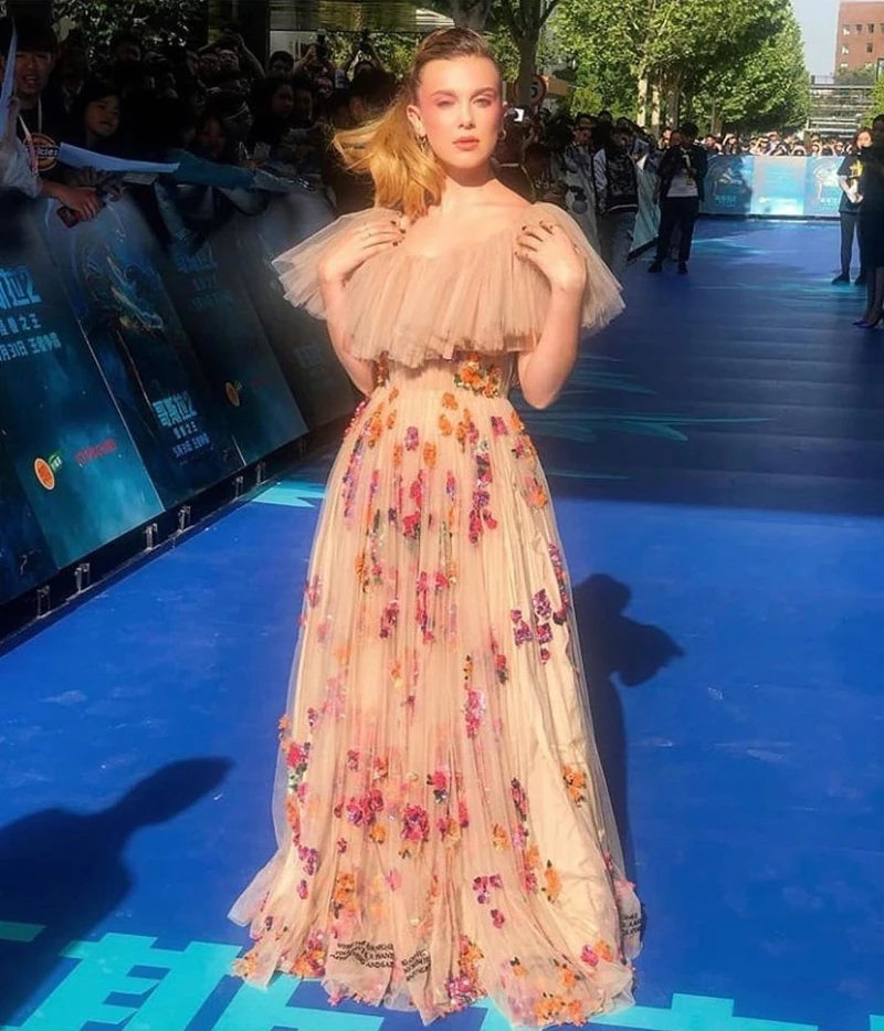 米莉芭比布朗Millie Bobby Brown 圖片來源：twitter@TheFashionCourt