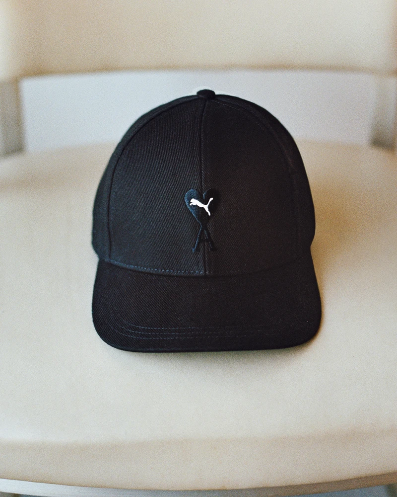 Ami系列棒球帽，NT$1,380