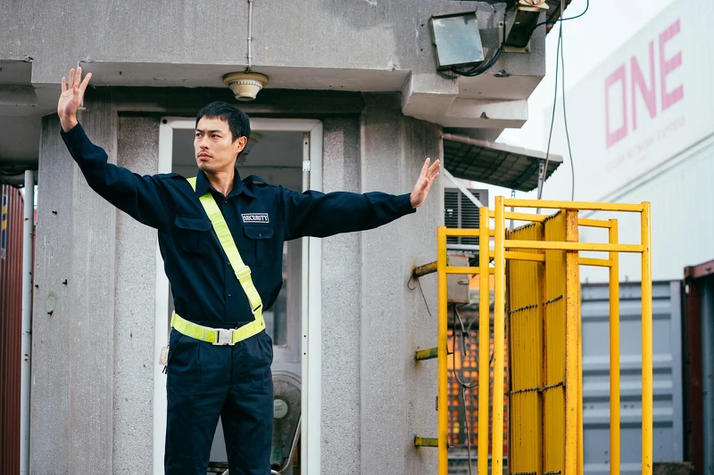 ▲▼楊祐寧在劇中扮小丑卻討厭小孩,劇中卡司陣容堅強。(圖/CATCHPLAY+提供) ▲▼楊祐寧在劇中扮小丑卻討厭小孩,劇中卡司陣容堅強。(圖/CATCHPLAY+提供)