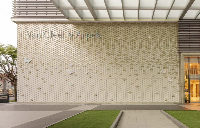 Van Cleef & Arpels 梵克雅寶春日詩意花園 空景照 