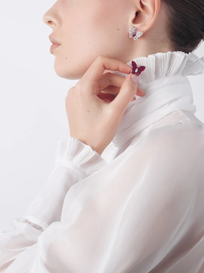 Van Cleef & Arpels梵克雅寶模特兒情境圖