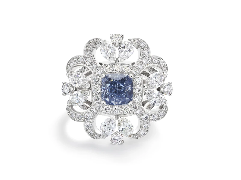 Ellesmere Treasure 枕形切割艷彩藍鑽高級珠寶戒指(主鑽1.53克拉)