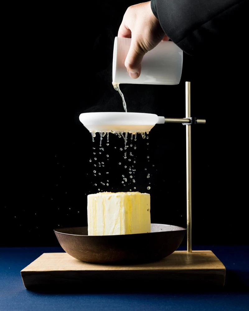 《TIMELY rains(及時雨)》。 《TIMELY rains(及時雨)》。