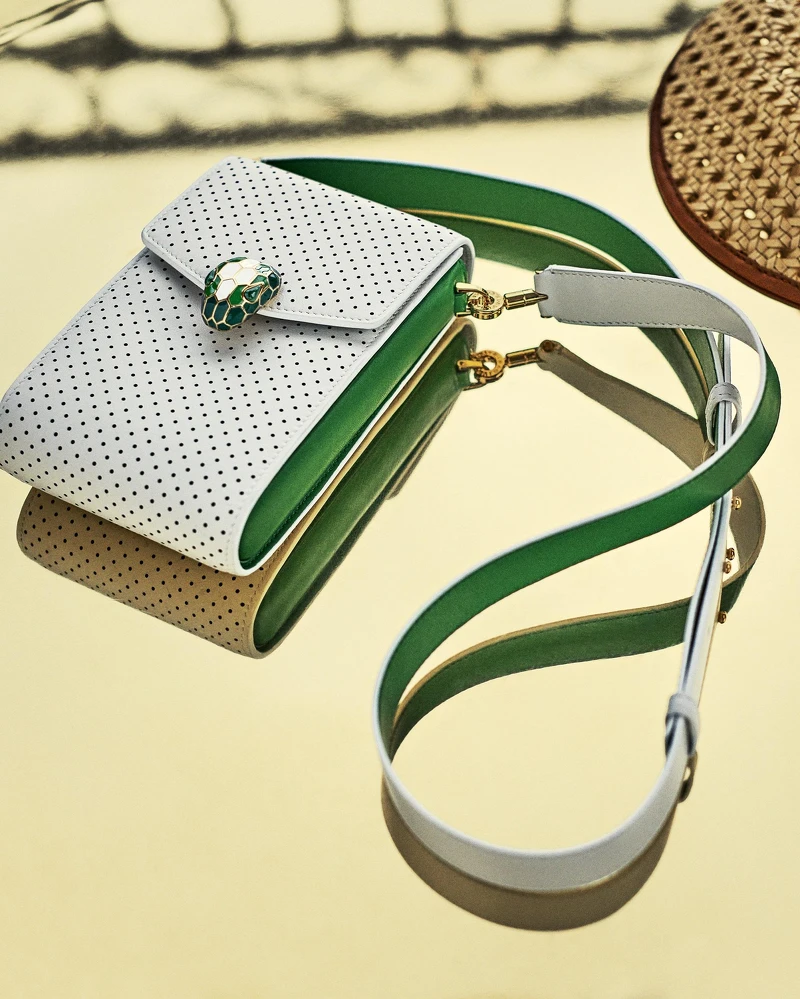 Serpenti Forever小牛皮直式肩背包，NT$47,300