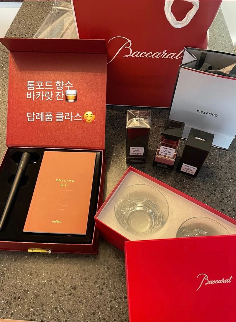 玄彬與孫藝珍婚禮伴手超高級 玄彬與孫藝珍婚禮伴手超高級