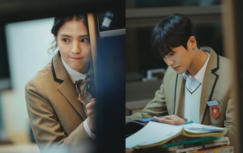 劇中透過回憶舊時片段，恩秀總是無條件相信鼓勵著宣宇，宣宇總是在恩秀左右守護陪伴的感情堆疊過程，讓人有一直在旁邊看著他們一路走來的感覺。