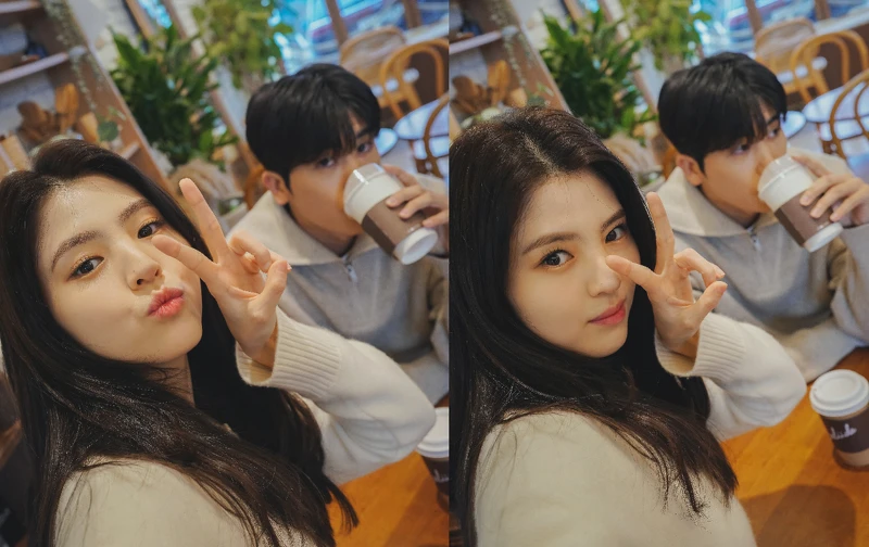 形影不離的青梅竹馬好友死黨總是綁在一起同框合照，但透過畫面情緒的渲染，直接就可以感受到照片中成為背景的宣宇永遠在恩秀背後守護著的那種呼應細節巧思。