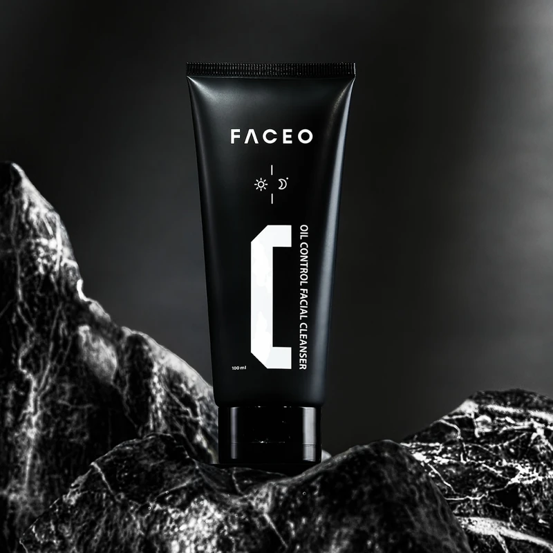 FACEO黑曜岩活萃控油潔面凝膠100ml，NT290。