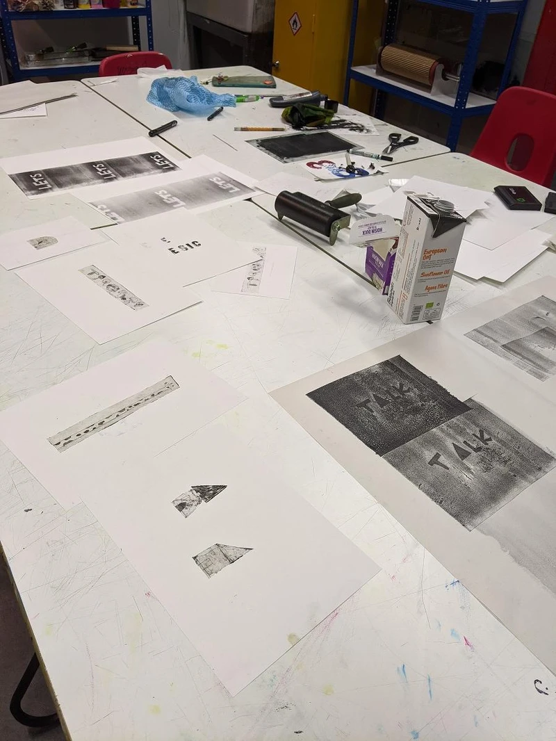 環保版畫製作過程。 環保版畫製作過程。