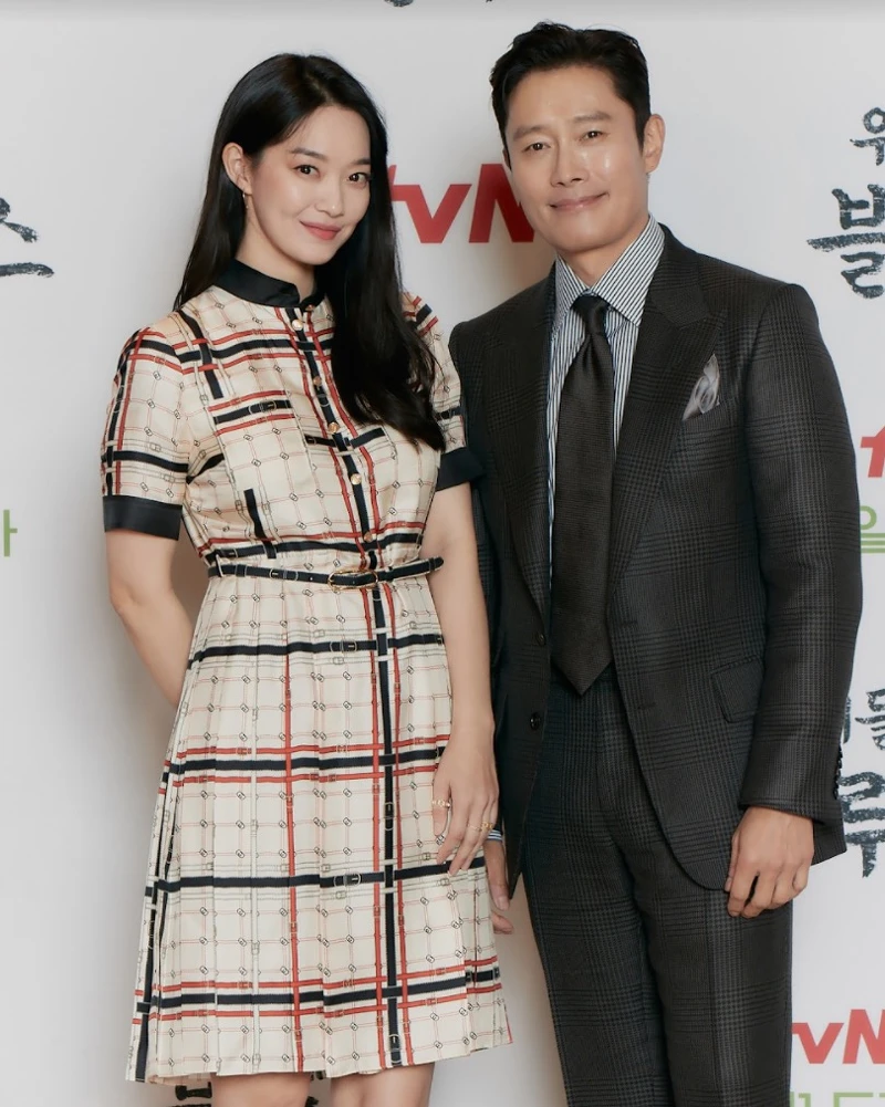 《我們的藍調時光》劇中申敏兒與李炳憲合演故事 《我們的藍調時光》劇中申敏兒與李炳憲合演故事