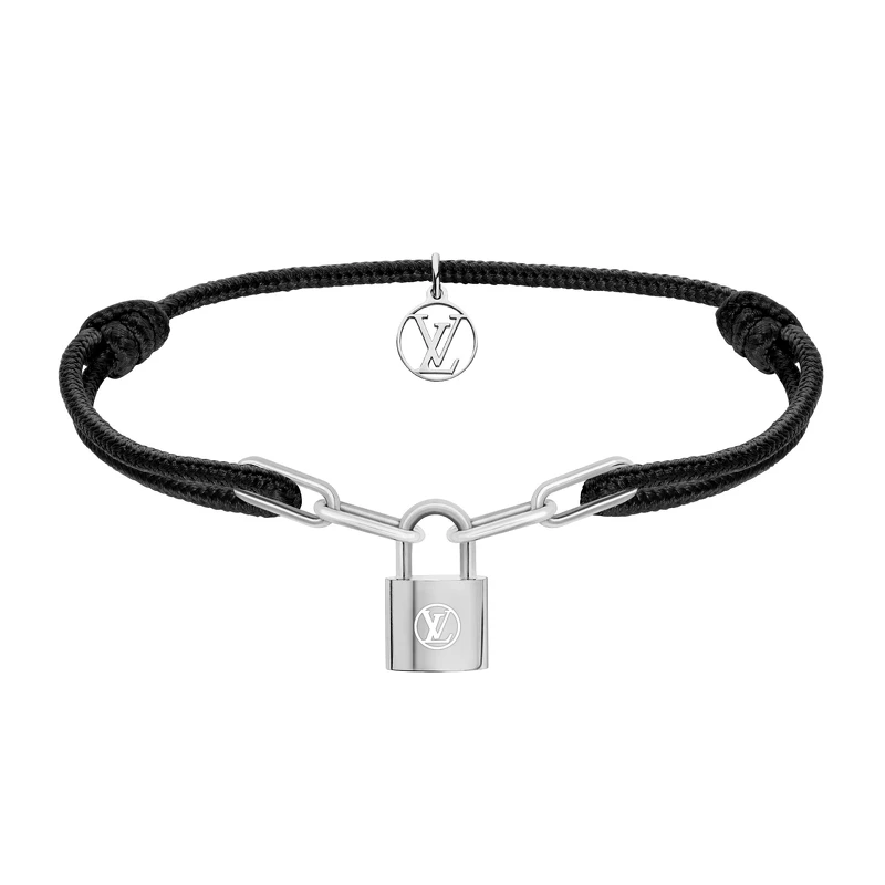 Silver Lockit X Virgil Abloh天然鈦金屬手鏈 NT$16,400 Silver Lockit X Virgil Abloh天然鈦金屬手鏈 NT$16,400