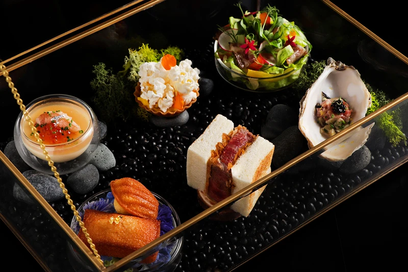 提供全台首創的和牛下午茶「近江牛珠寶盒」。