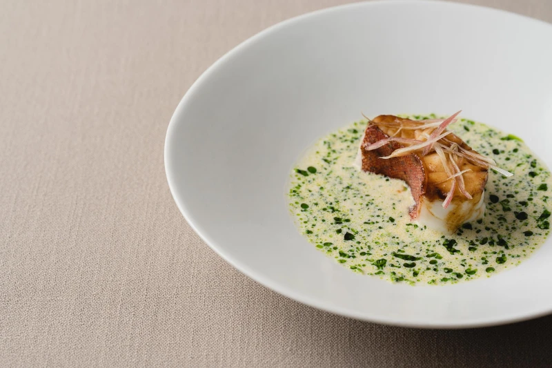 七星斑、香檳奶油、黑蒜