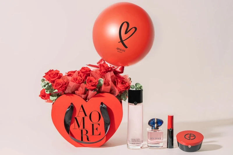 亞曼尼LOVE MOM奢寵永生花禮。 亞曼尼LOVE MOM奢寵永生花禮。