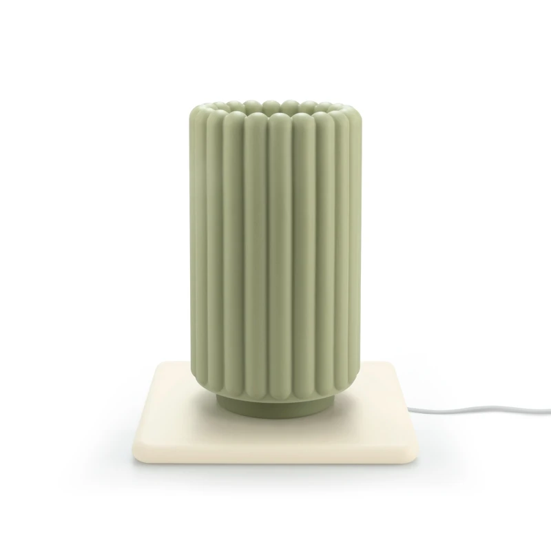 SEASONS SONI暮雲無線超音波香氛儀NT2,800、充電盤組NT850。