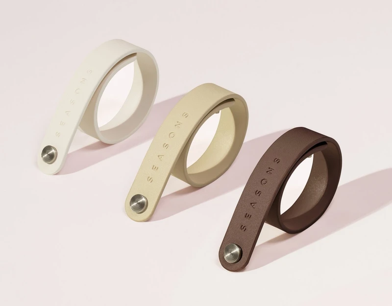 SEASONS純素皮革提把(三色),NT480。 SEASONS純素皮革提把(三色),NT480。