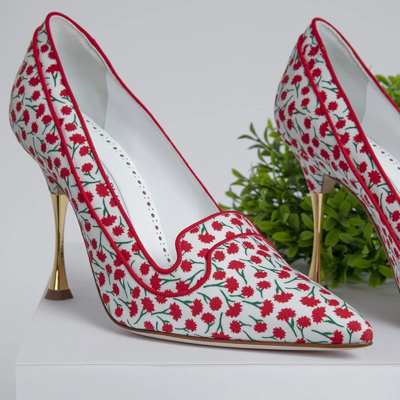 LETO 尖頭高跟鞋，NT 34,800