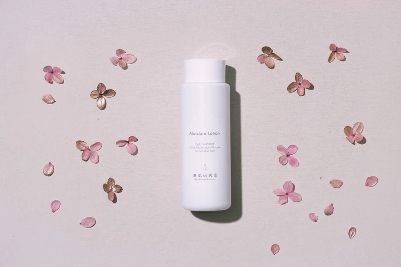 良肌研究室水潤浸透保濕化妝水150ml，NT580。