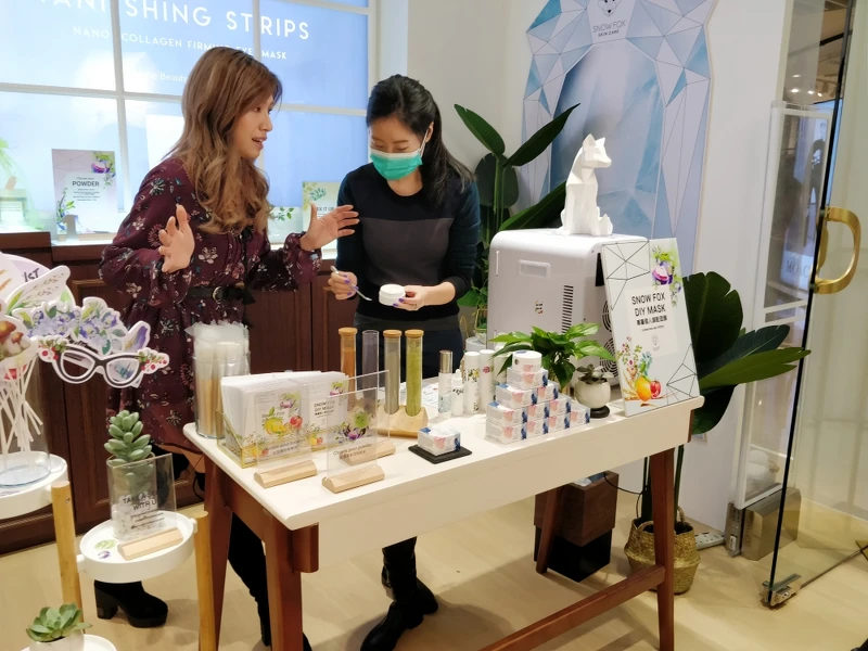 Snow Fox面膜DIY活動示意。 Snow Fox面膜DIY活動示意。