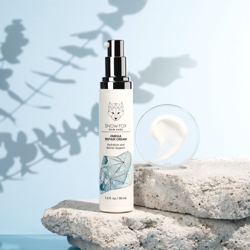 Snow FoxOmega修護面霜50ml,NT1,480。 Snow FoxOmega修護面霜50ml,NT1,480。