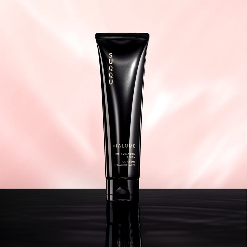 SUQQU絕緻晶艷潤采潔膚霜125g，NT3,850。