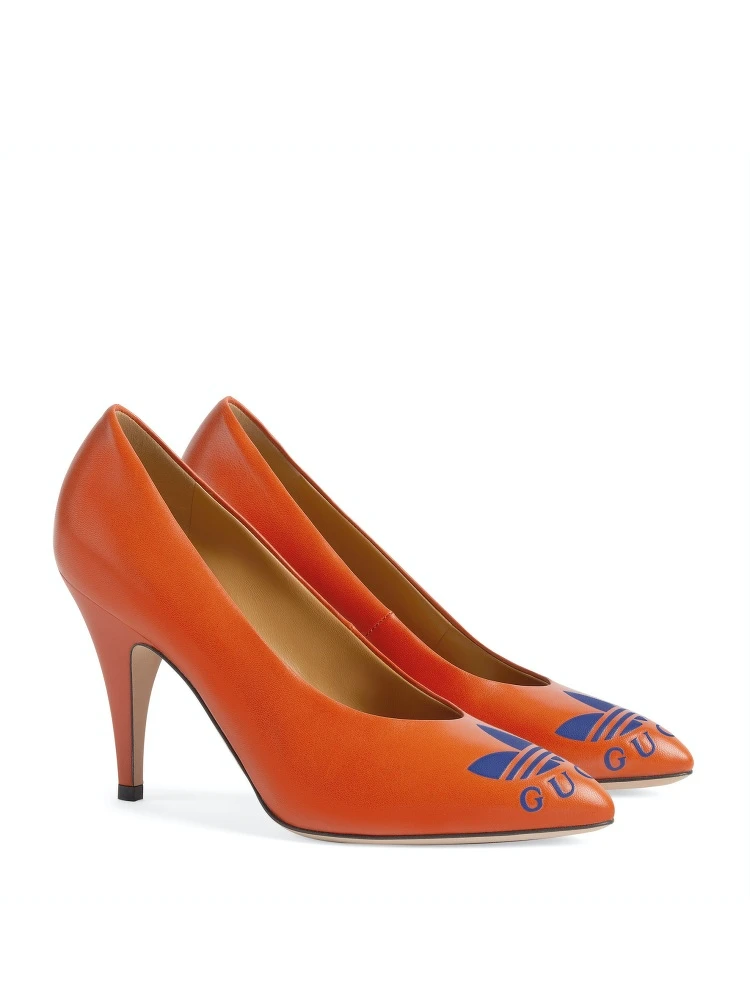 11. adidas X Gucci 橘色高跟鞋，NT 31,300
