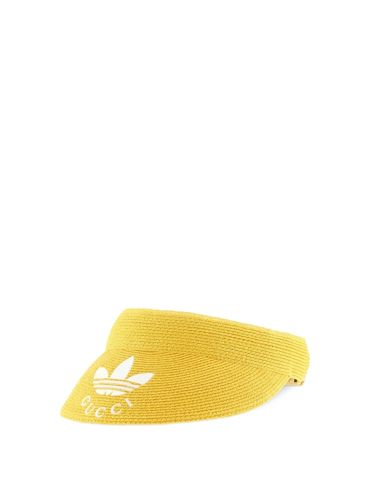 17. adidas X Gucci 黃色漁夫帽，NT 17,600
