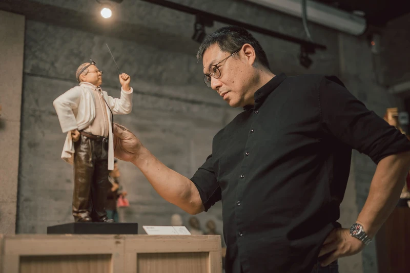 段安國與他的全新作品-「信心（醫生）」