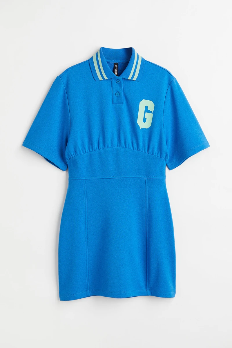 圖案運動洋裝,NT799。 圖案運動洋裝,NT799。