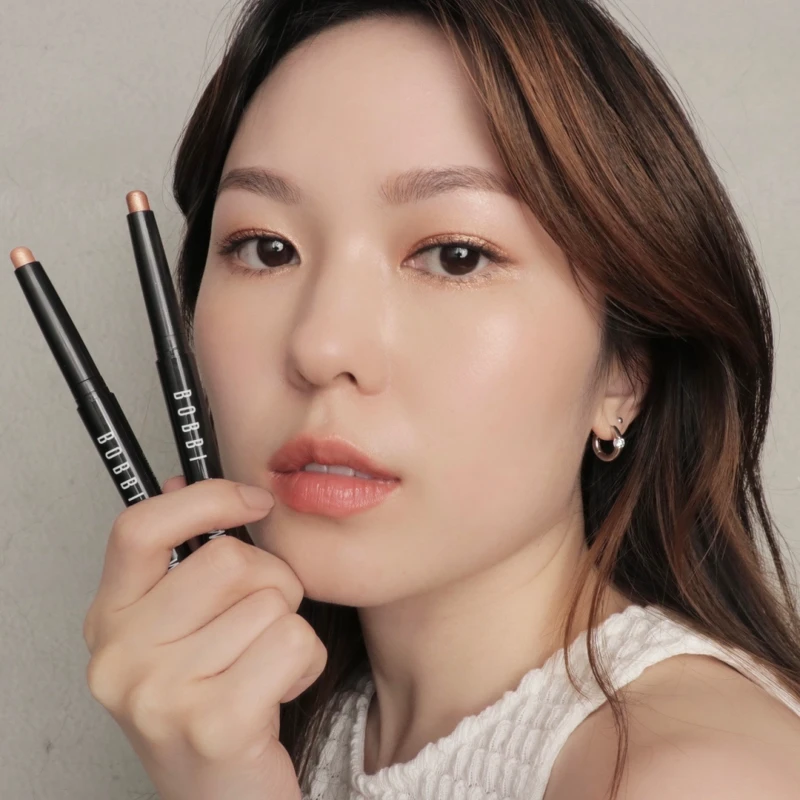 Bobbi Brown流雲持久防水炫彩眼影筆眼妝示範,#PeachMimosa、#GoldenAmber。