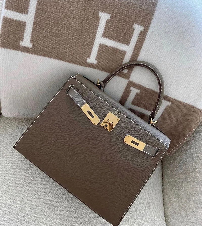 Kelly系列,約NT 341,300-NT 358,400 Kelly系列,約NT 341,300-NT 358,400