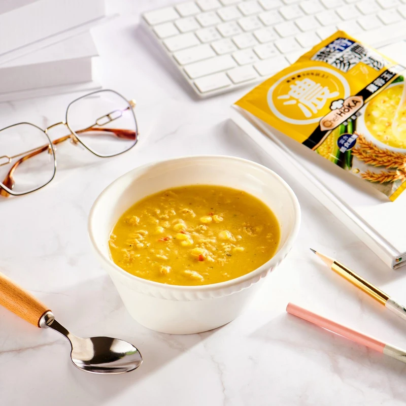 荷卡廚坊特濃湯燕麥&mdash;雞蓉玉米風味，一盒五入。