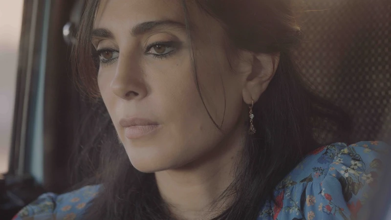 《黎巴嫩的天空》娜迪拉巴琪 《黎巴嫩的天空》娜迪拉巴琪