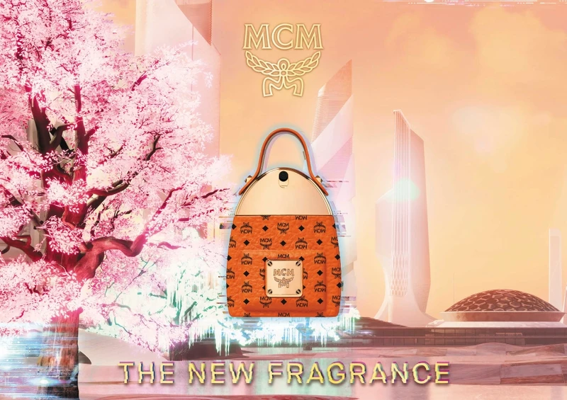 MCM經典背包淡香精產品主視覺。