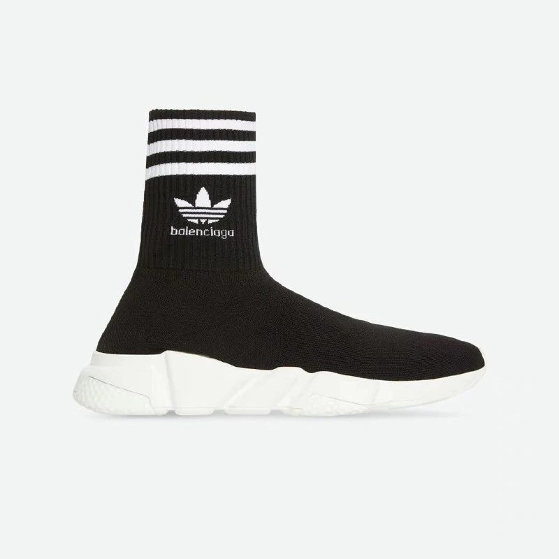 NT 32,900