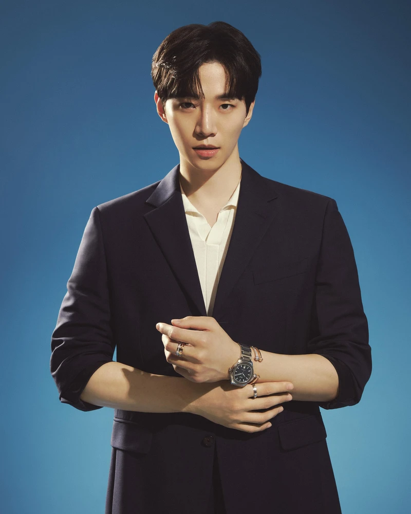 伯爵韓國全新代言人,李俊昊。 伯爵韓國全新代言人,李俊昊。