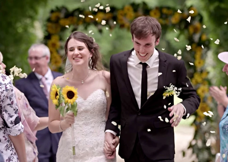 《光譜上發現愛》有情人終成眷屬 《光譜上發現愛》有情人終成眷屬