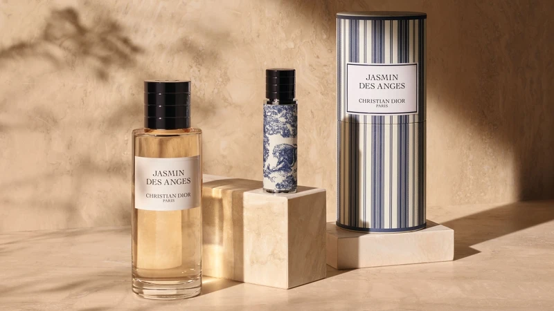 奢華旅行隨身瓶度假印花限量版，NT3,850。