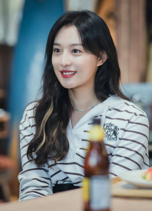 金智媛私下是宅女 Photo/Netflix《愛在大都會》 金智媛私下是宅女 Photo/Netflix《愛在大都會》