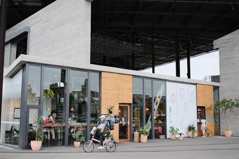 羅東玻璃屋咖啡廳《美美子》