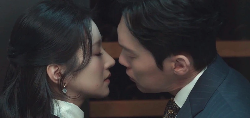 《夏娃的醜聞》禁慾允謙將被征服