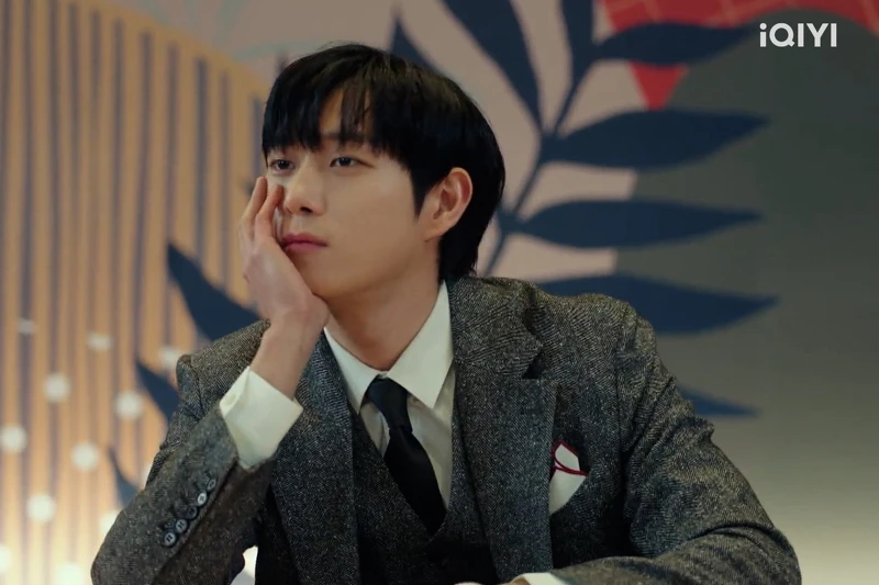 金永大熱衷角色扮演變代表-和李聖經上演辦公室戀情