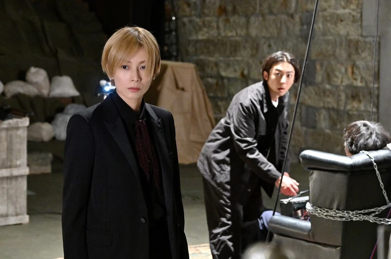 ▲兩人聯手抓內奸。(圖 / 翻攝自官方推特) ▲兩人聯手抓內奸。(圖 / 翻攝自官方推特)