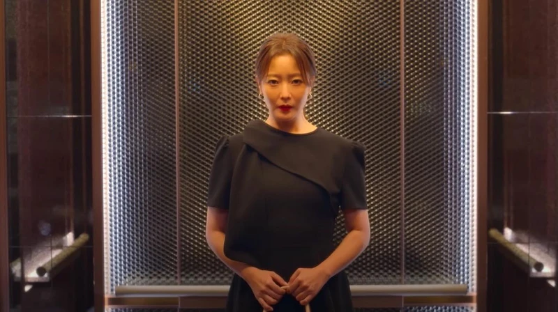 Netflix首次打造狗血劇原創類型《再婚上流》 Netflix首次打造狗血劇原創類型《再婚上流》