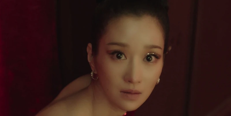 《夏娃的醜聞》被姜允謙推倒在地