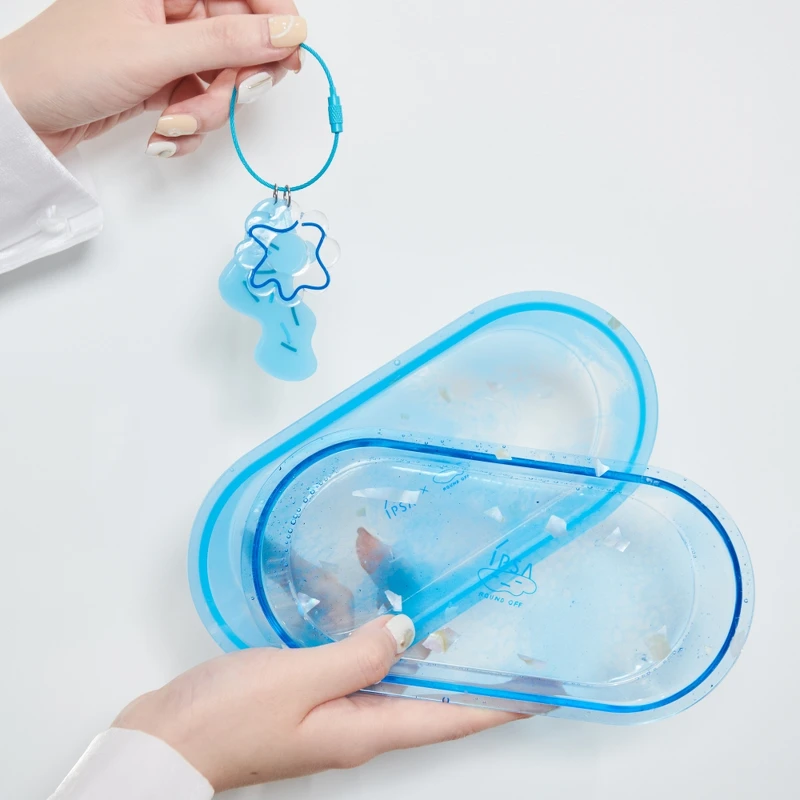 IPSA AQUA PLAY ART 快閃屋DIY環保流金飾品盤與吊飾。