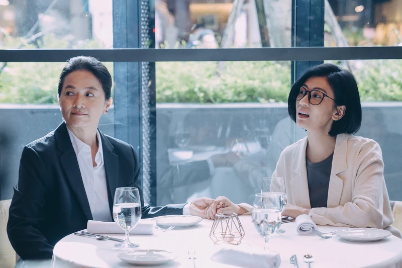 《媽，別鬧了！》賈靜雯牽謝瓊煖曬恩愛女女戀見家長